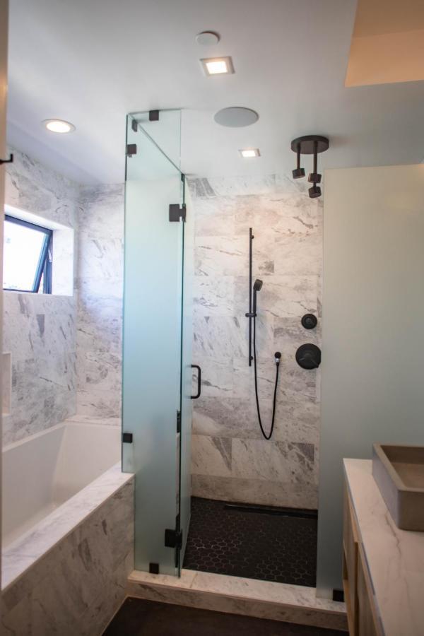 Haven Coliving Hostel Los Angeles Exterior photo