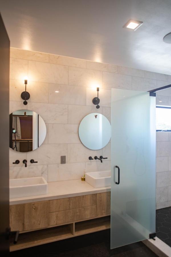 Haven Coliving Hostel Los Angeles Exterior photo