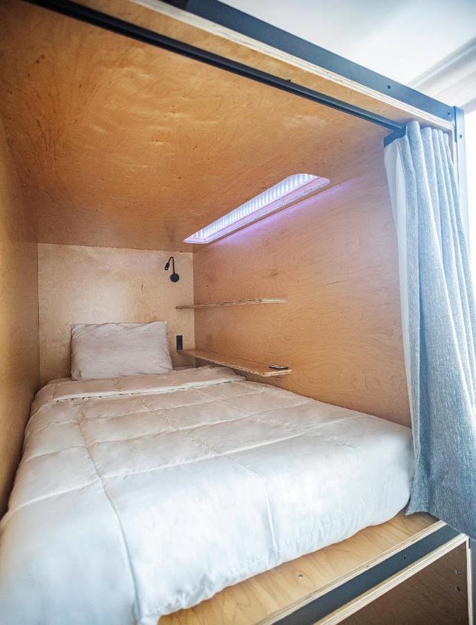 Haven Coliving Hostel Los Angeles Exterior photo