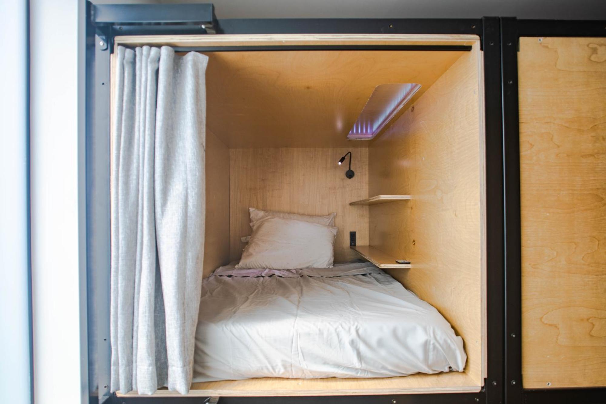 Haven Coliving Hostel Los Angeles Exterior photo